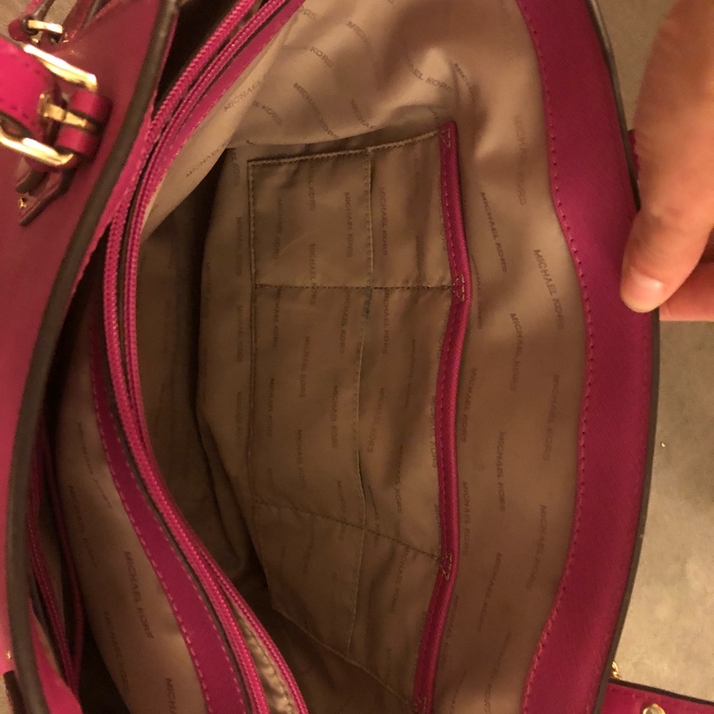 Authentic Pink Michael Kors Handbag And Wallet - image 6